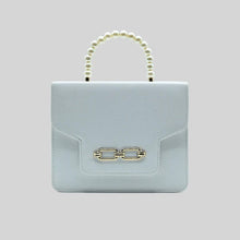 Lustre Pearl Tote – Elegant White Handbag