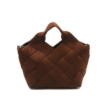 Acer Crossbody Bag – Elegant Brown